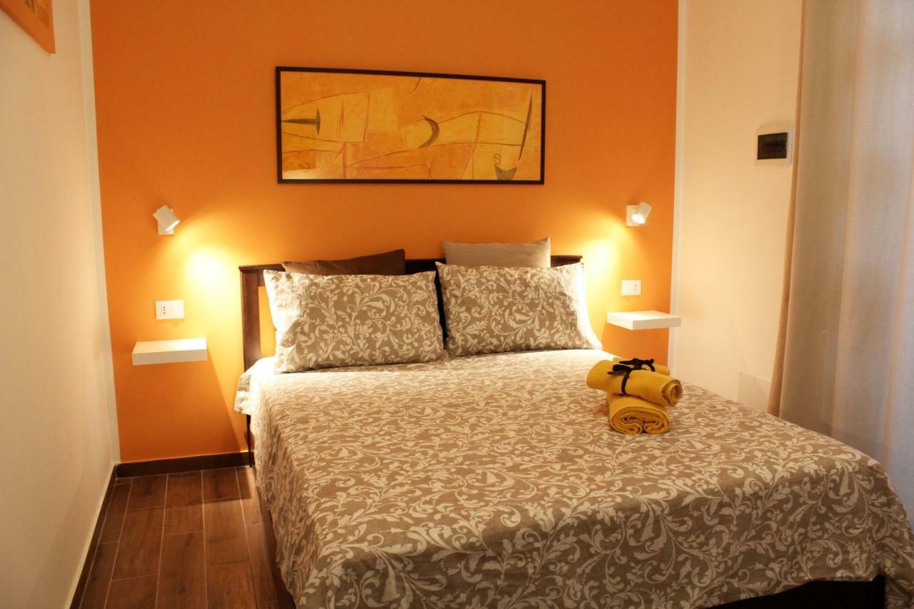 Il Giardino Di Laura Private Rooms Mondello Ngoại thất bức ảnh
