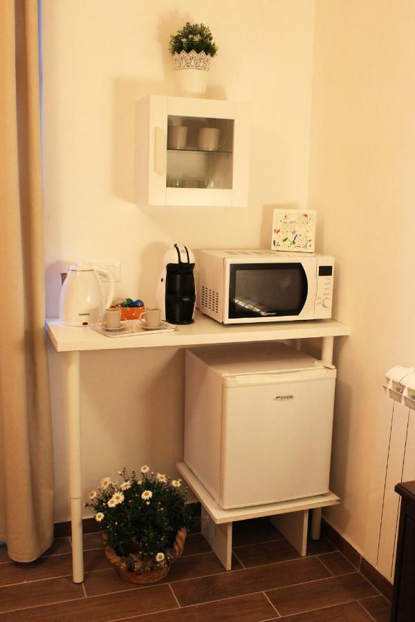 Il Giardino Di Laura Private Rooms Mondello Ngoại thất bức ảnh